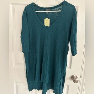 NWT Left of Center Anthropologie High Low Women's Top